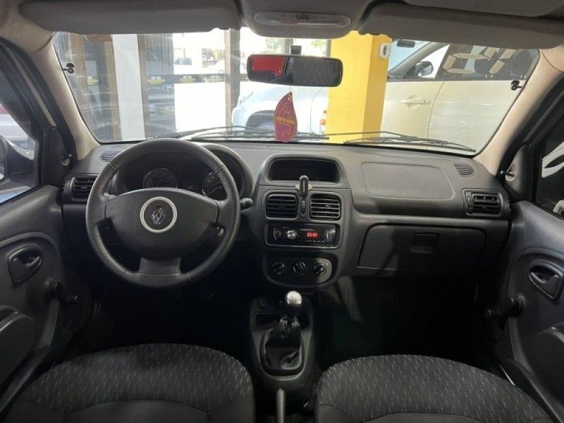 RENAULT CLIO 1.0 EXPRESSION 8V 2015/2016 PRIME MULTIMARCAS CAXIAS DO SUL / Carros no Vale