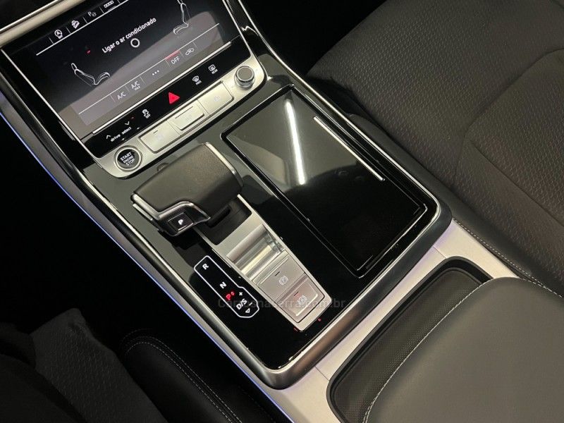 AUDI Q8 3.0 TFSI PERFORMANCE BLACK QUATTRO V6 24V S-TRONIC 2023/2023 ÓTIMA CAR FLORES DA CUNHA / Carros no Vale AUDI Q8 3.0 TFSI PERFORMANCE BLACK QUATTRO V6 24V S-TRONIC 2023/2023 ÓTIMA CAR FLORES DA CUNHA / Carros no Vale