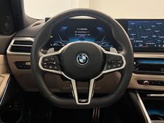 BMW 330E 2.0 M SPORT 16V TURBO HÍBRIDO 2024/2025 ÓTIMA CAR FLORES DA CUNHA / Carros no Vale