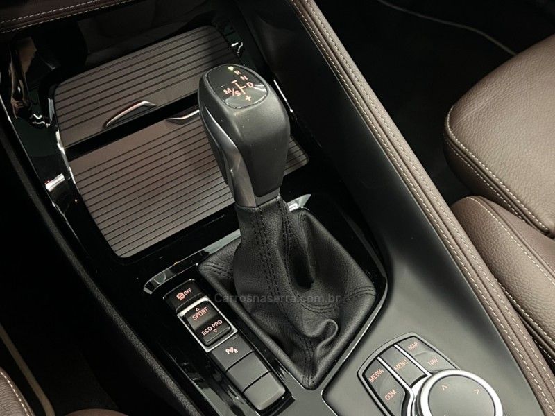 BMW X1 2.0 16V TURBO ACTIVEFLEX SDRIVE20I X-LINE 2022/2022 ÓTIMA CAR FLORES DA CUNHA / Carros no Vale BMW X1 2.0 16V TURBO ACTIVEFLEX SDRIVE20I X-LINE 2022/2022 ÓTIMA CAR FLORES DA CUNHA / Carros no Vale