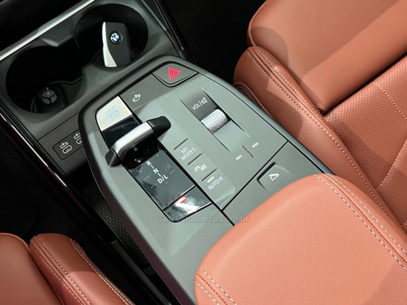 BMW X1 2.0 16V TURBO SDRIVE20I X-LINE 2025/2026 ÓTIMA CAR FLORES DA CUNHA / Carros no Vale