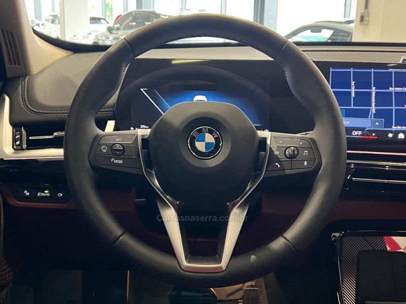 BMW X1 2.0 16V TURBO SDRIVE20I X-LINE 2025/2026 ÓTIMA CAR FLORES DA CUNHA / Carros no Vale