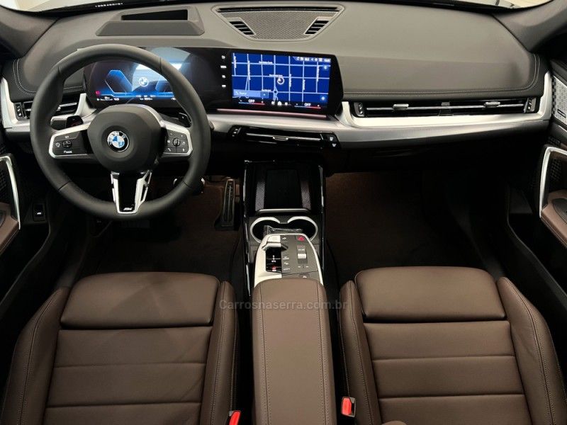 BMW X1 2.0 SDRIVE20I M SPORT 16V TURBO 2025/2026 ÓTIMA CAR FLORES DA CUNHA / Carros no Vale