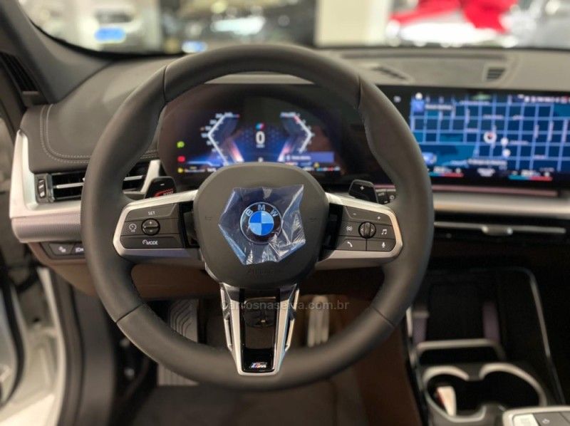 BMW X1 2.0 SDRIVE20I M SPORT 16V TURBO 2025/2026 ÓTIMA CAR FLORES DA CUNHA / Carros no Vale
