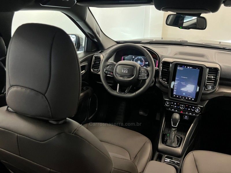 FIAT TORO 2.0 16V TURBO RANCH 4X4 AUTOMÁTICO 2025/2026 ÓTIMA CAR FLORES DA CUNHA / Carros no Vale