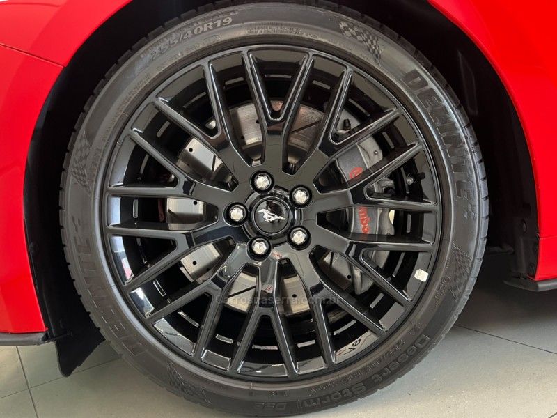FORD MUSTANG 5.0 GT PERFORMANCE V8 2018/2018 ÓTIMA CAR FLORES DA CUNHA / Carros no Vale