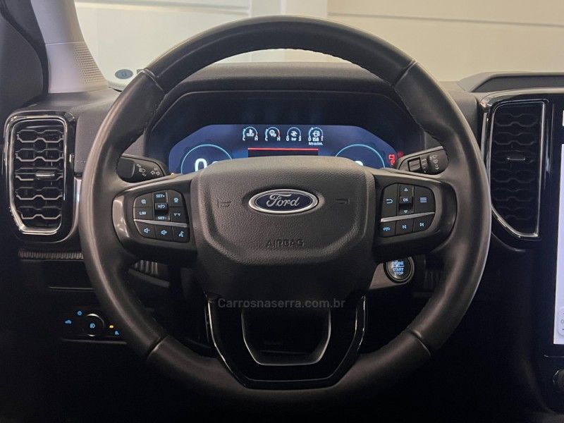 FORD RANGER 3.0 V6 LIMITED PLUS CD TURBO 4X4 2024/2024 ÓTIMA CAR FLORES DA CUNHA / Carros no Vale