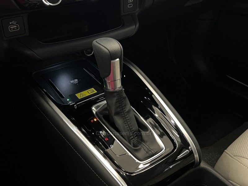 HONDA HR-V 1.5 16V TOURING TURBO 2025/2026 ÓTIMA CAR FLORES DA CUNHA / Carros no Vale