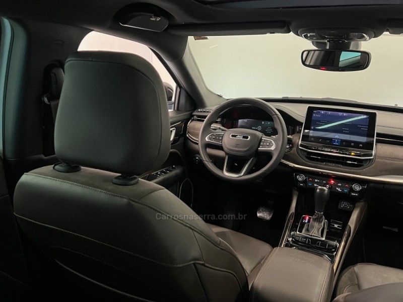 JEEP COMMANDER 1.3 OVERLAND T270 16V 4X2 TURBO 2022/2022 ÓTIMA CAR FLORES DA CUNHA / Carros no Vale