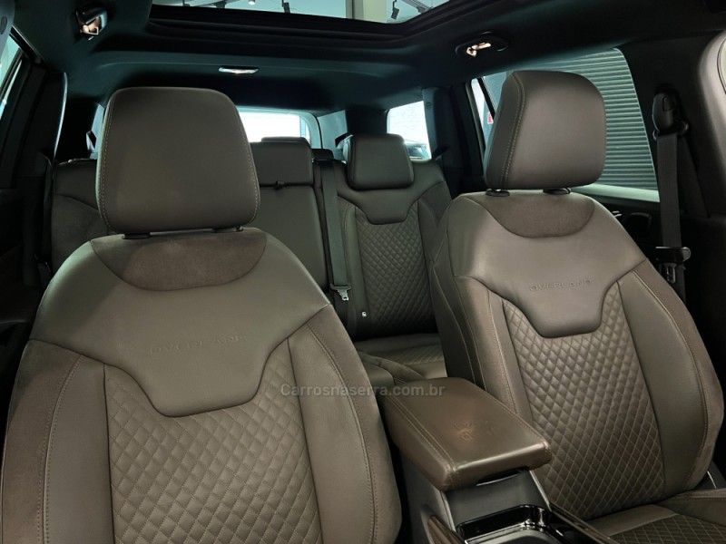 JEEP COMMANDER 1.3 OVERLAND T270 16V 4X2 TURBO 2022/2022 ÓTIMA CAR FLORES DA CUNHA / Carros no Vale