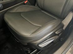 JEEP COMPASS 1.3 LONGITUDE T270 16V TURBO 2025/2026 ÓTIMA CAR FLORES DA CUNHA / Carros no Vale