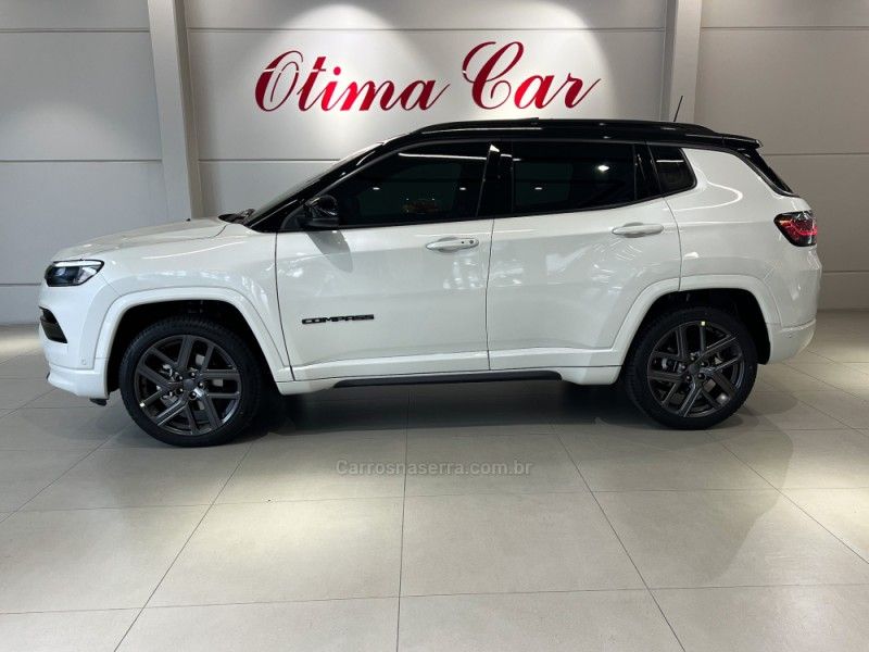 JEEP COMPASS 1.3 SERIE S T270 16V TURBO 2025/2026 ÓTIMA CAR FLORES DA CUNHA / Carros no Vale