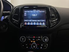 JEEP COMPASS 2.0 16V LIMITED 4X4 2018/2019 ÓTIMA CAR FLORES DA CUNHA / Carros no Vale