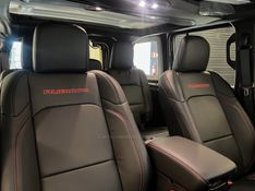 JEEP WRANGLER 2.0 RUBICON 4X4 AT8 16V 2025/2026 ÓTIMA CAR FLORES DA CUNHA / Carros no Vale