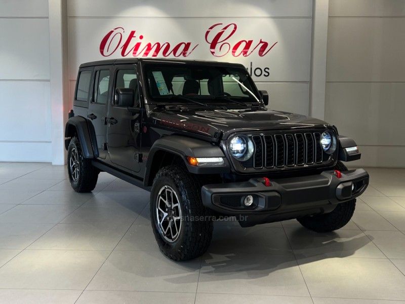 JEEP WRANGLER 2.0 RUBICON 4X4 AT8 16V 2025/2026 ÓTIMA CAR FLORES DA CUNHA / Carros no Vale