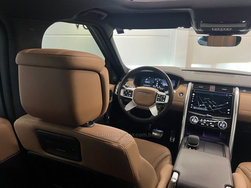 LAND ROVER DISCOVERY 3.0 D300 4X4 TURBO METROPOLITAN EDITION 2022/2023 ÓTIMA CAR FLORES DA CUNHA / Carros no Vale