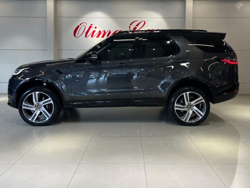 LAND ROVER DISCOVERY 3.0 D300 4X4 TURBO METROPOLITAN EDITION 2022/2023 ÓTIMA CAR FLORES DA CUNHA / Carros no Vale
