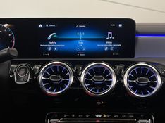 MERCEDES-BENZ CLA 35 AMG 2.0 TURBO 2022/2023 ÓTIMA CAR FLORES DA CUNHA / Carros no Vale