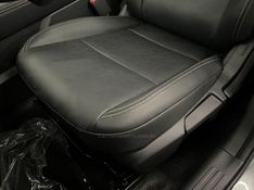 NISSAN KICKS 1.0 EXCLUSIVE TURBO 2025/2026 ÓTIMA CAR FLORES DA CUNHA / Carros no Vale