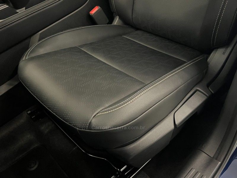 NISSAN KICKS 1.0 EXCLUSIVE TURBO 2025/2026 ÓTIMA CAR FLORES DA CUNHA / Carros no Vale