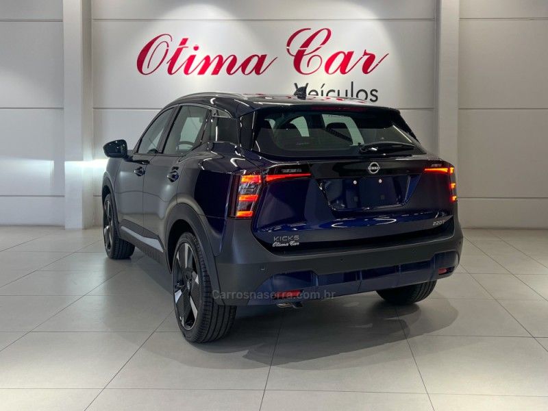 NISSAN KICKS 1.0 EXCLUSIVE TURBO 2025/2026 ÓTIMA CAR FLORES DA CUNHA / Carros no Vale