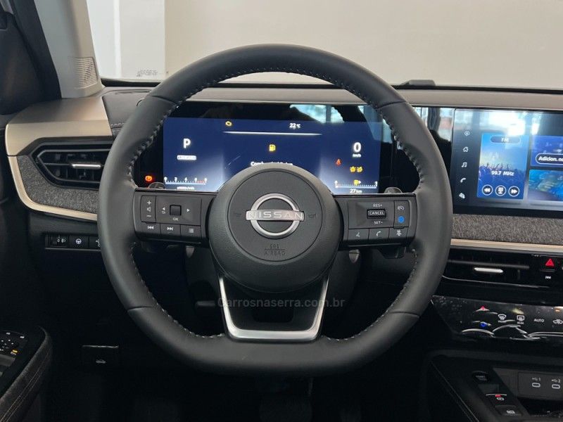 NISSAN KICKS 1.0 PLATINUM TURBO 2025/2026 ÓTIMA CAR FLORES DA CUNHA / Carros no Vale