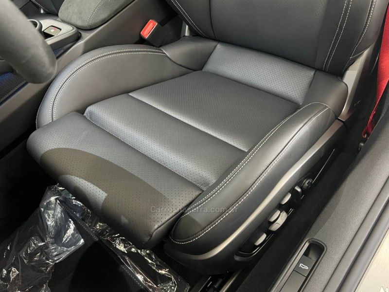 PORSCHE 911 3.0 CARRERA COUPÉ 2024/2025 ÓTIMA CAR FLORES DA CUNHA / Carros no Vale