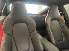 PORSCHE 911 3.0 CARRERA COUPÉ 2024/2025 ÓTIMA CAR FLORES DA CUNHA / Carros no Vale