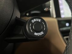 PORSCHE MACAN 2.0 16V 2024/2024 ÓTIMA CAR FLORES DA CUNHA / Carros no Vale