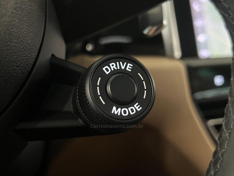 PORSCHE MACAN 2.0 16V 2024/2024 ÓTIMA CAR FLORES DA CUNHA / Carros no Vale