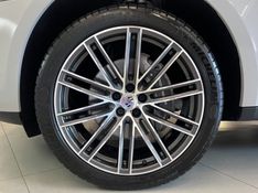 PORSCHE MACAN 2.0 16V 2022/2023 ÓTIMA CAR FLORES DA CUNHA / Carros no Vale