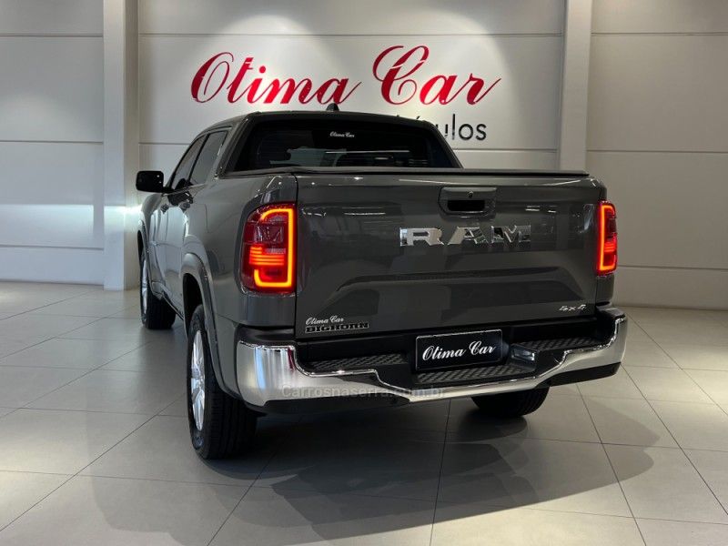 RAM RAMPAGE 2.2 BIG HORN TURBO 4X4 2025/2026 ÓTIMA CAR FLORES DA CUNHA / Carros no Vale