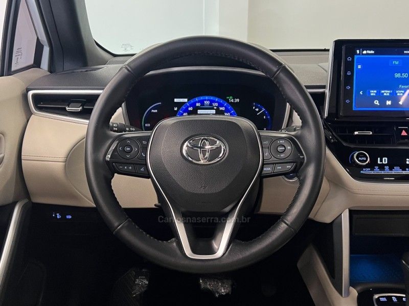 TOYOTA COROLLA 1.8 CROSS XRX 16V HÍBRIDO 2022/2023 ÓTIMA CAR FLORES DA CUNHA / Carros no Vale TOYOTA COROLLA 1.8 CROSS XRX 16V HÍBRIDO 2022/2023 ÓTIMA CAR FLORES DA CUNHA / Carros no Vale