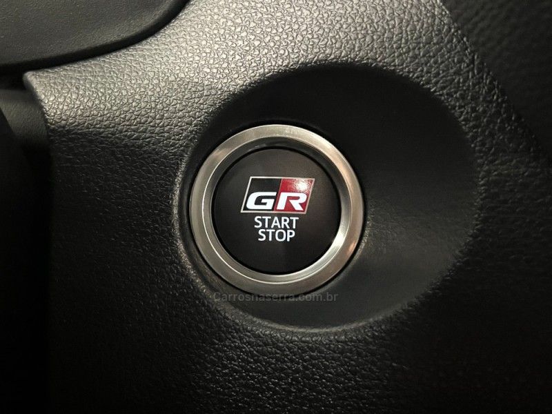 TOYOTA COROLLA 2.0 CROSS GR-S 16V 2026/2026 ÓTIMA CAR FLORES DA CUNHA / Carros no Vale