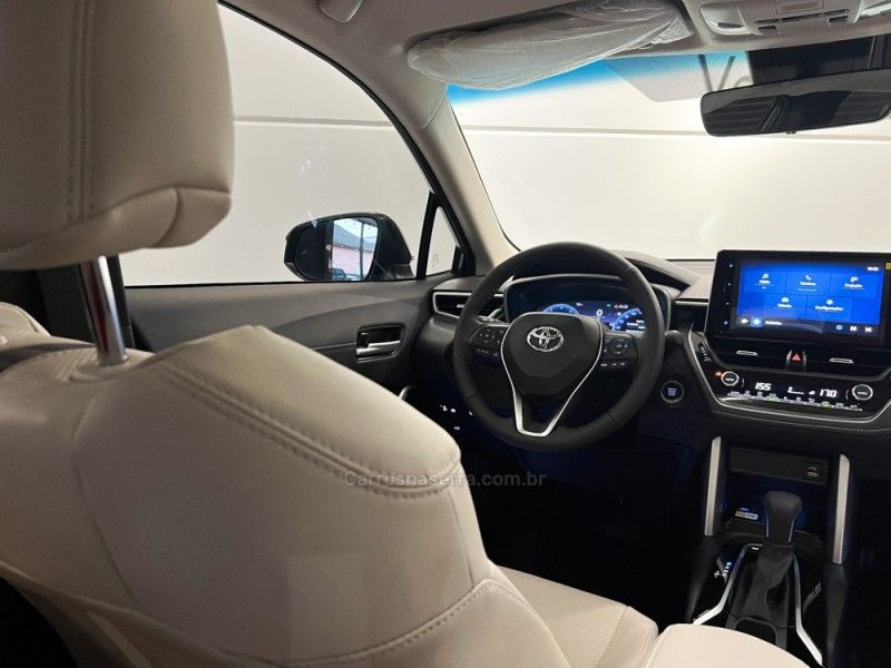 TOYOTA COROLLA 2.0 CROSS XRX 16V 2026/2026 ÓTIMA CAR FLORES DA CUNHA / Carros no Vale