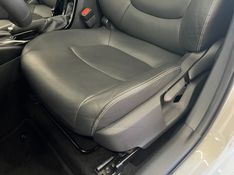 TOYOTA COROLLA 2.0 XEI 16V 2025/2025 ÓTIMA CAR FLORES DA CUNHA / Carros no Vale