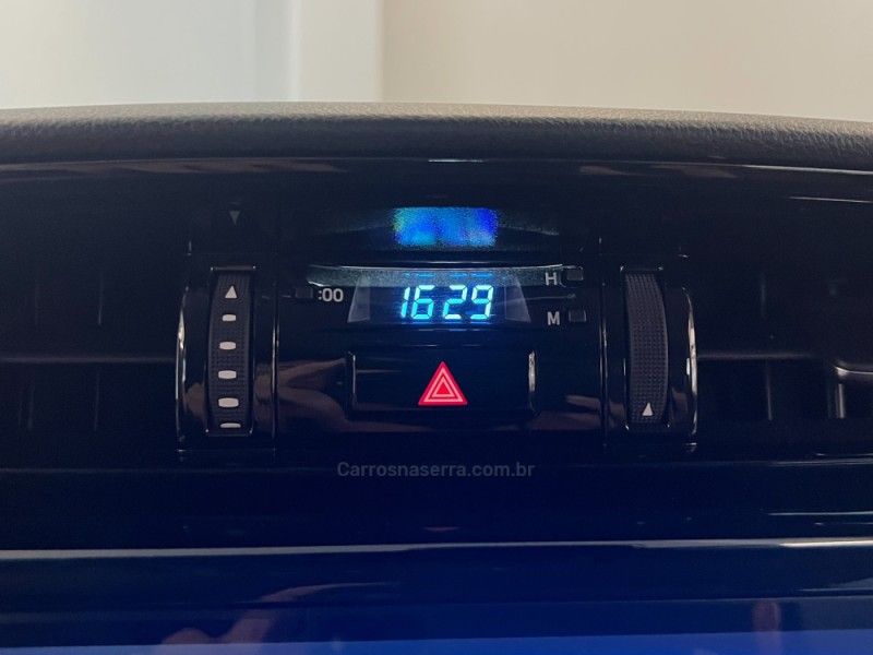 TOYOTA HILUX SW4 2.8 4X4 SRX PLATINUM TURBO 7 LUGARES 2024/2024 ÓTIMA CAR FLORES DA CUNHA / Carros no Vale