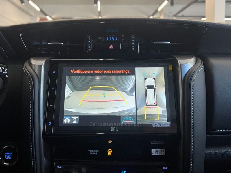 TOYOTA HILUX SW4 2.8 4X4 SRX PLATINUM TURBO 2025/2026 ÓTIMA CAR FLORES DA CUNHA / Carros no Vale