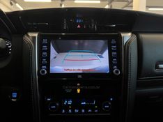 TOYOTA HILUX SW4 2.8 SRX 4X4 16V TURBO INTERCOOLER 2021/2021 ÓTIMA CAR FLORES DA CUNHA / Carros no Vale