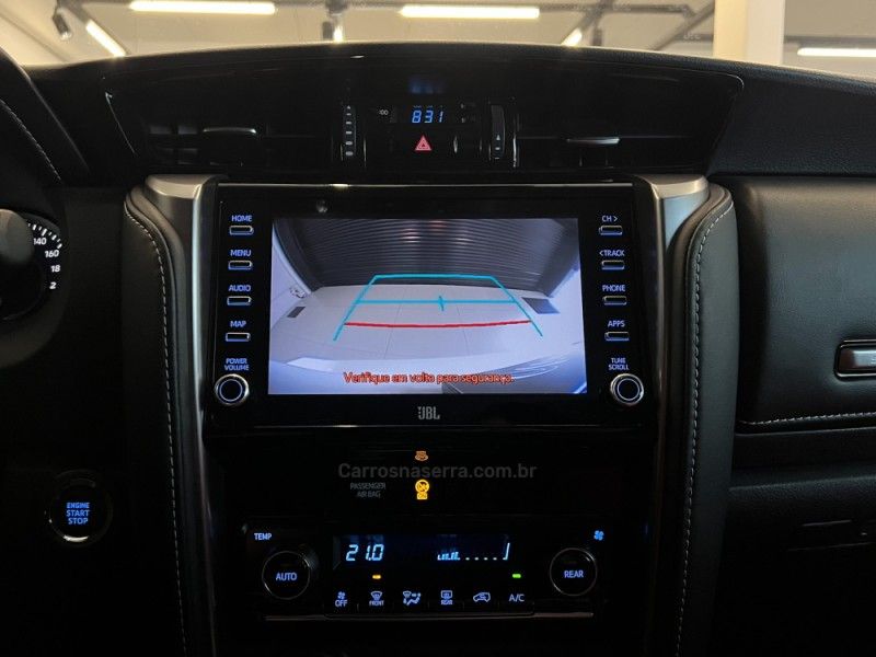 TOYOTA HILUX SW4 2.8 SRX 4X4 16V TURBO INTERCOOLER 2021/2021 ÓTIMA CAR FLORES DA CUNHA / Carros no Vale