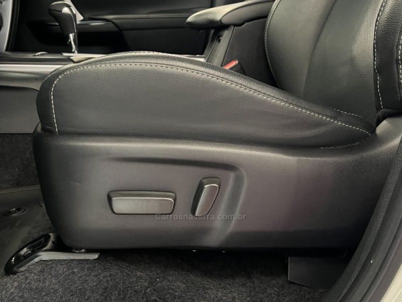 TOYOTA HILUX SW4 2.8 SRX 4X4 16V TURBO INTERCOOLER 2021/2021 ÓTIMA CAR FLORES DA CUNHA / Carros no Vale