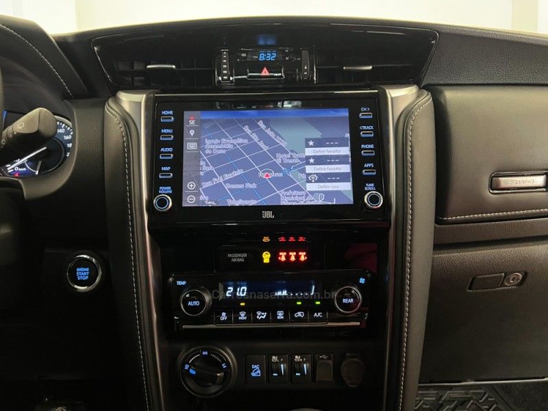 TOYOTA HILUX SW4 2.8 SRX 4X4 16V TURBO INTERCOOLER 2021/2021 ÓTIMA CAR FLORES DA CUNHA / Carros no Vale