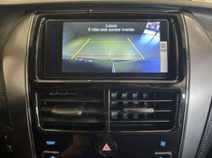 TOYOTA YARIS 1.5 XS CONNECT 16V 2024/2025 ÓTIMA CAR FLORES DA CUNHA / Carros no Vale