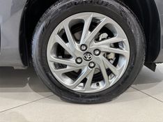 TOYOTA YARIS 1.5 XS CONNECT 16V 2024/2025 ÓTIMA CAR FLORES DA CUNHA / Carros no Vale