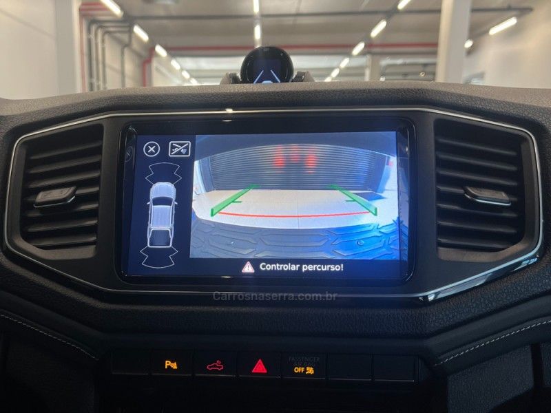 VOLKSWAGEN AMAROK 3.0 V6 EXTREME CD 4X4 AUTOMÁTICO 2024/2025 ÓTIMA CAR FLORES DA CUNHA / Carros no Vale