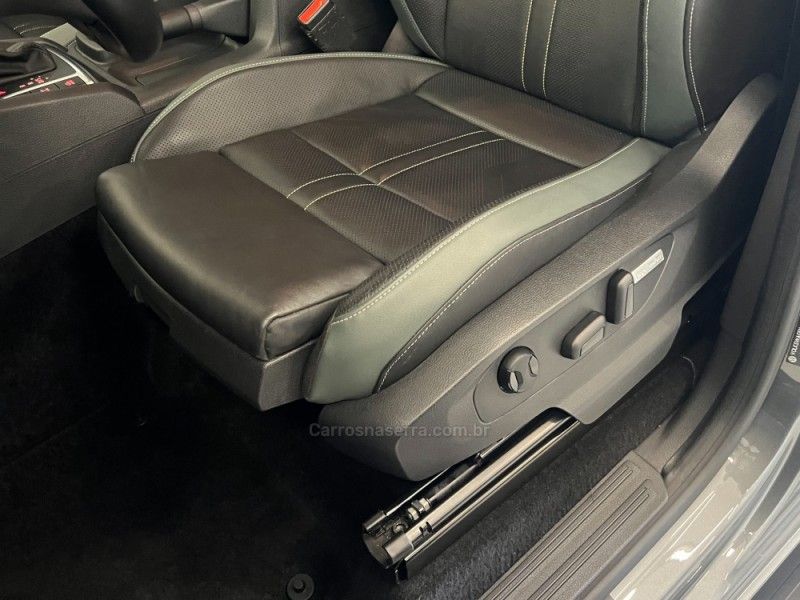 VOLKSWAGEN AMAROK 3.0 V6 EXTREME CD 4X4 AUTOMÁTICO 2024/2025 ÓTIMA CAR FLORES DA CUNHA / Carros no Vale