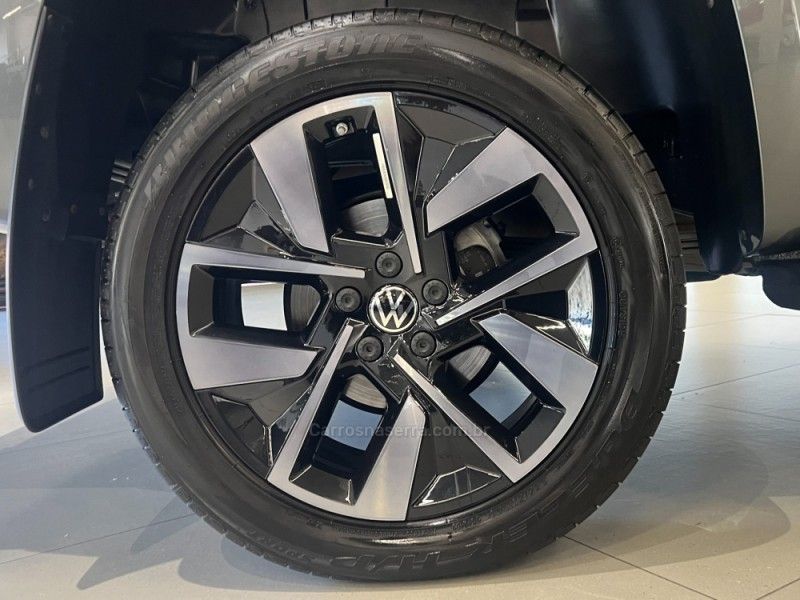 VOLKSWAGEN AMAROK 3.0 V6 EXTREME CD 4X4 AUTOMÁTICO 2024/2025 ÓTIMA CAR FLORES DA CUNHA / Carros no Vale