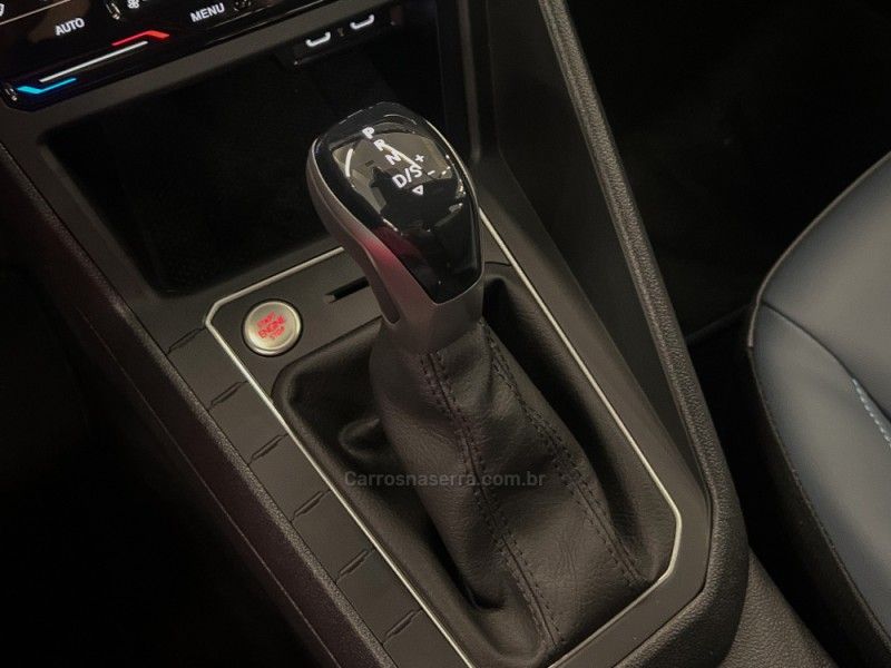 VOLKSWAGEN NIVUS 1.0 TSI HIGHLINE 2025/2026 ÓTIMA CAR FLORES DA CUNHA / Carros no Vale