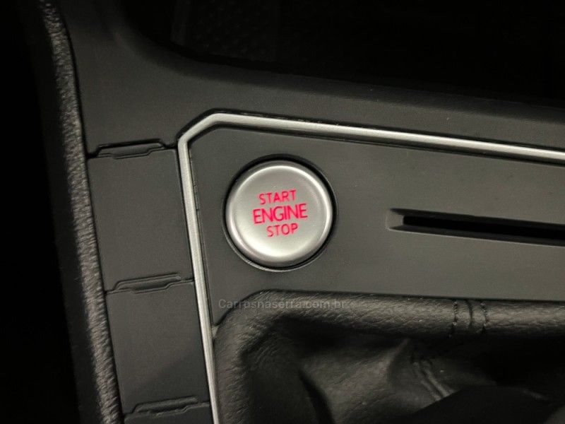 VOLKSWAGEN NIVUS 1.0 TSI HIGHLINE 2022/2023 ÓTIMA CAR FLORES DA CUNHA / Carros no Vale