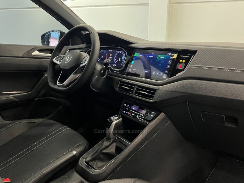 VOLKSWAGEN NIVUS 1.0 TSI HIGHLINE 2025/2026 ÓTIMA CAR FLORES DA CUNHA / Carros no Vale
